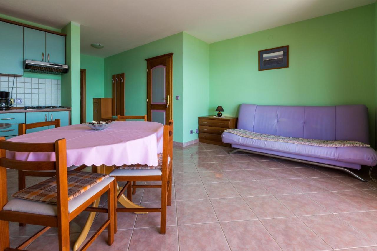 Apartmani Rino Dramalj Exterior photo