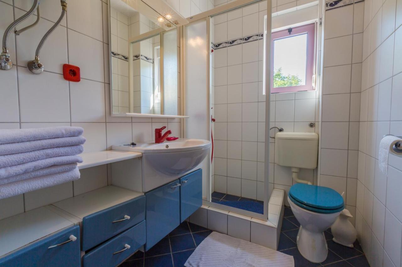 Apartmani Rino Dramalj Exterior photo