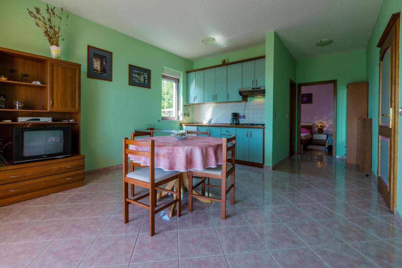 Apartmani Rino Dramalj Exterior photo