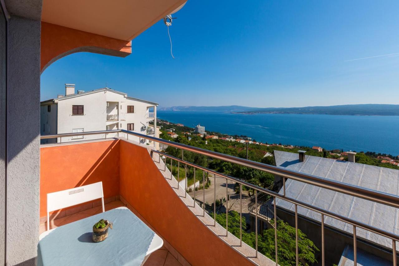Apartmani Rino Dramalj Exterior photo